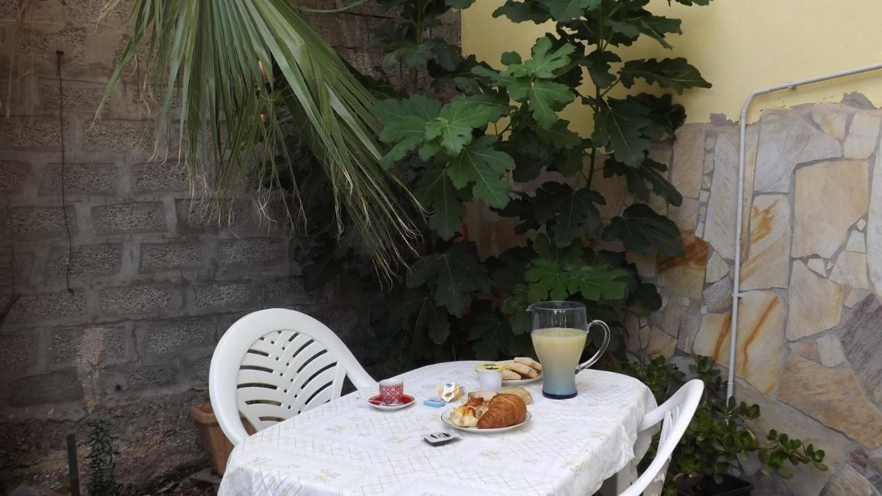 B & B Il Mirto 2 ซานตันตีโอโก ภายนอก รูปภาพ